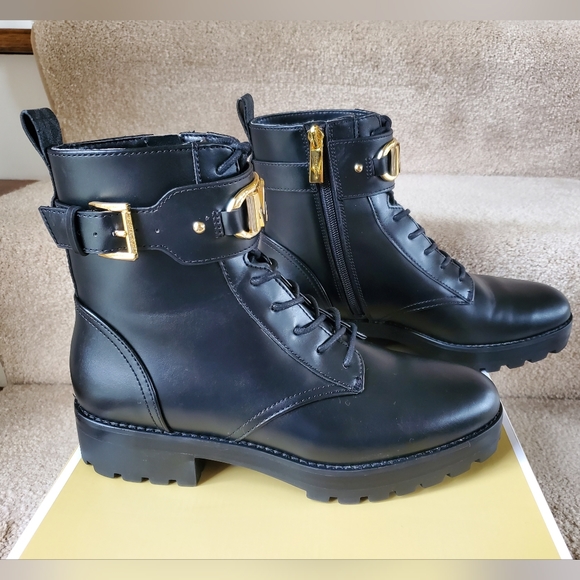 Michael Kors Kincaid boots - Picture 1 of 4